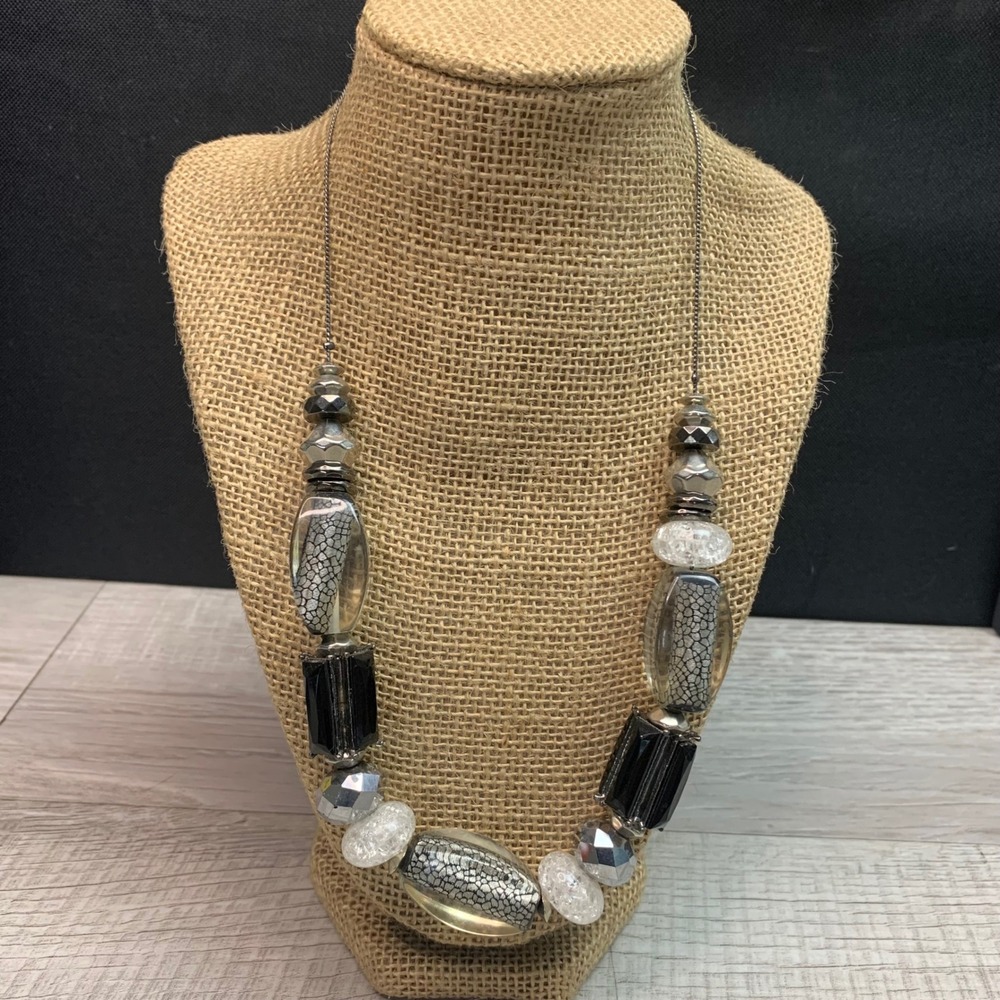 New York & Company Statement Necklace Black Silver Gray Beaded 20"  5647